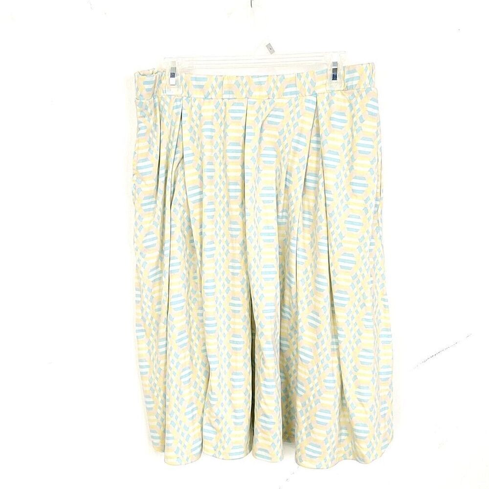 💥5/$25 Lularoe sz 2XL Skirt Full Flare Yellow Geometric Knee Length Pull On